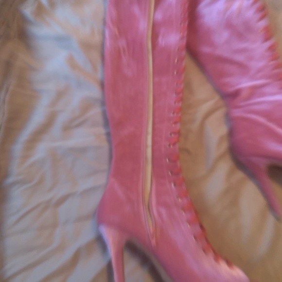 Coral colored, thigh high sandal boot - Picture 4 of 4